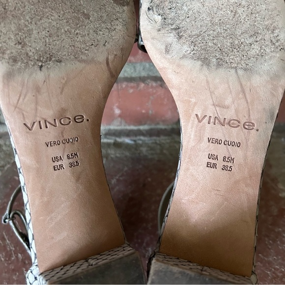 VINCE Rita Leather Sandals in Gray Snake Embossed Sz 8.5 - Picture 11 of 11